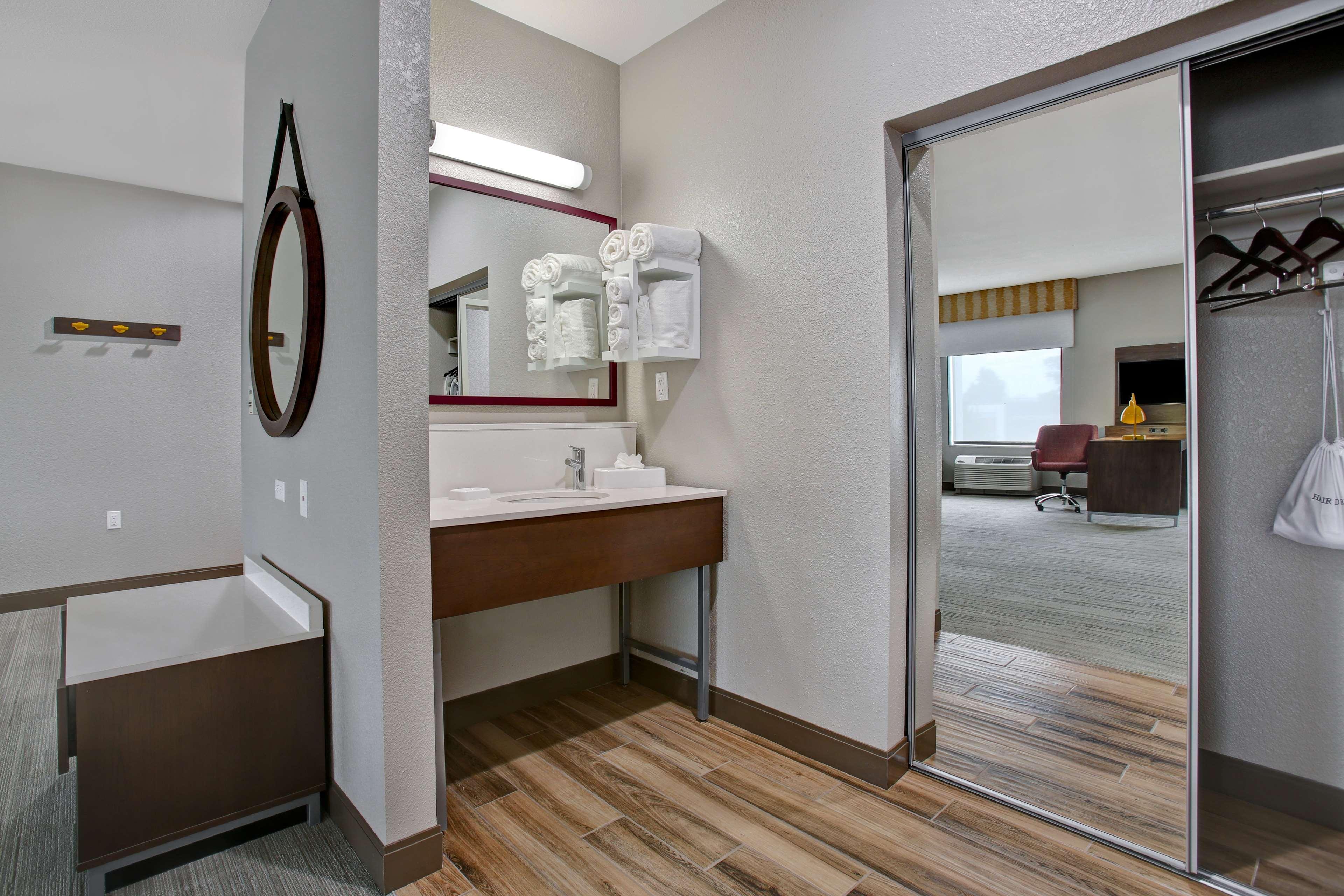 Hampton Inn & Suites Dallas-Desoto Exterior foto